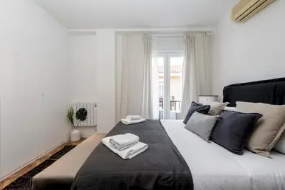 Cama o camas de una habitación en Modern Stylish - 1BD 1BTH - Opera