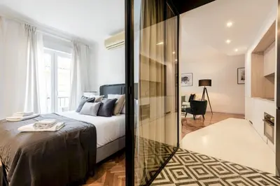 Cama o camas de una habitación en Modern Stylish - 1BD 1BTH - Opera