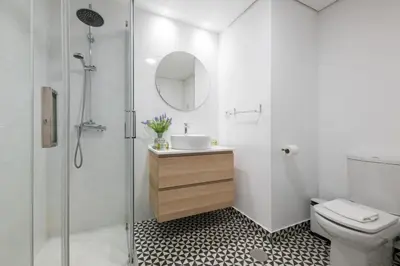 Un baño de Sophisticated refurbished-1BD 1BTH-Colon Centre
