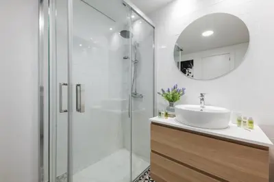 Un baño de Sophisticated refurbished-1BD 1BTH-Colon Centre