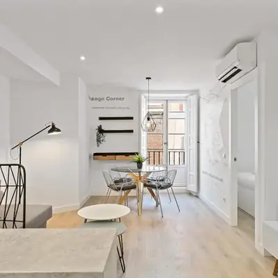Modern Refurbished - 1BD 1BTH - Las Letras