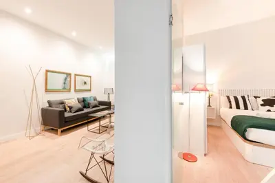 Zona de estar de Cozy and Comfortable-1bed 1bath- City center