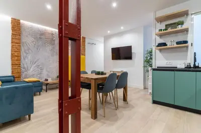 Una cocina o zona de cocina en Modern Refurbished-2Bedrooms 2Baths - Salamanca