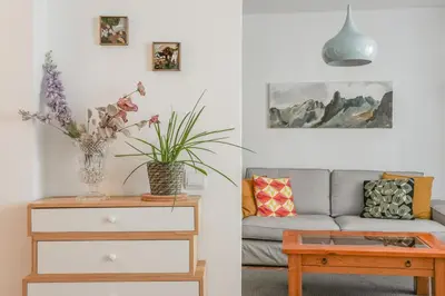 Zona de estar de Bright cozy 2BD - OPERA area