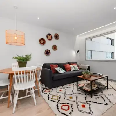 Executive Modern - 2BD 1BTH - Colon Center