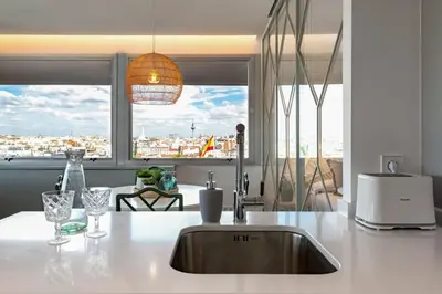 Plano de Stylish WStunning views Colon-Madrid city centre