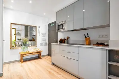 Una cocina o zona de cocina en Exclusive and Modern - 2Bb 1Bth - Salamanca