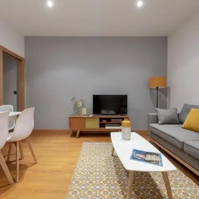 2BD 1BTH furnished - Sol - spacious