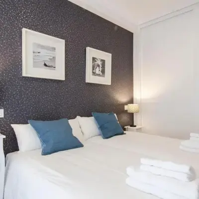 Bright Stylish 2BD 2BTH - CITY CENTRE