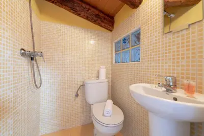Un baño de Duplex Terrace- 2BED 2BATH- CHUECA