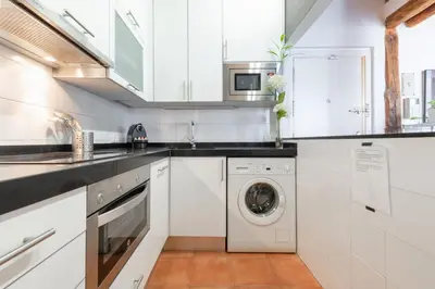 Una cocina o zona de cocina en Duplex Terrace- 2BED 2BATH- CHUECA