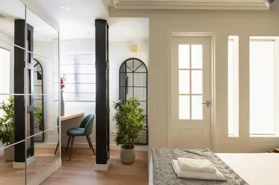 Cama o camas de una habitación en Sophisticated Refurbished - 2BD 2BTH-Malasaña