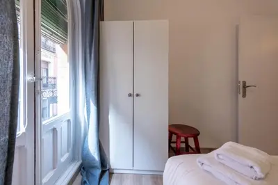 Cama o camas de una habitación en Stylish and Refurbished - 3B 1BT - Lavapies