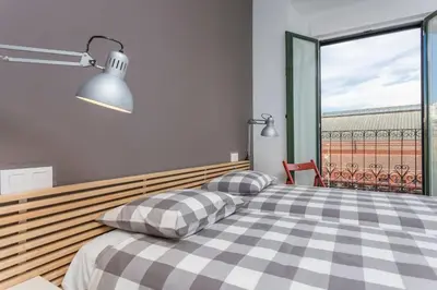 Cama o camas de una habitación en ºººMZ Atocha Station Studio ººº
