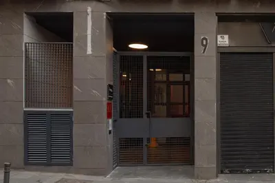 Fachada o entrada de Líbere Madrid Malasaña