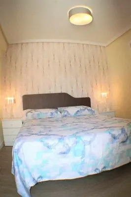 Cama o camas de una habitación en Apartamento cercano a Madrid Rio céntrico. Nuevo