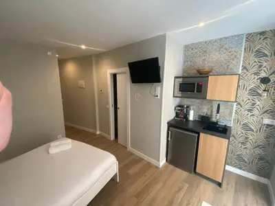 Una cocina o zona de cocina en Apartamentos Sol Madrid
