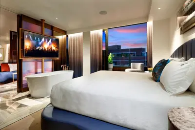 Cama o camas de una habitación en Hard Rock Hotel Madrid