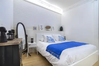 Cama o camas de una habitación en Apartamento Barcelo en Madrid