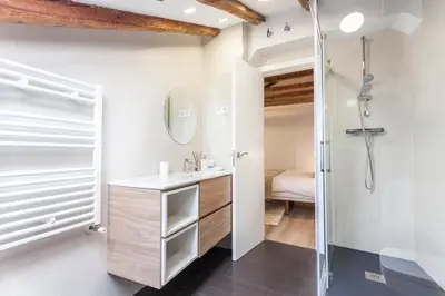 Un baño de Canalejas en Madrid