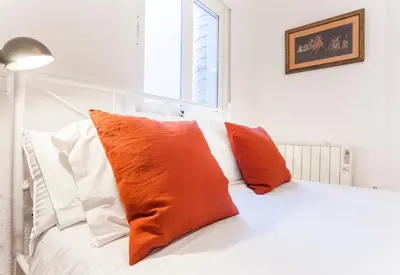 Cama o camas de una habitación en Apartamento Chueca V en Madrid