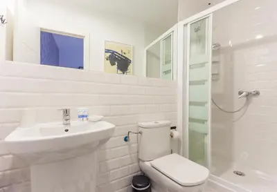 Un baño de Lindo en Madrid