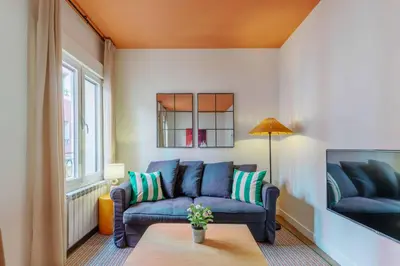 Zona de estar de NoMad Latina en Madrid