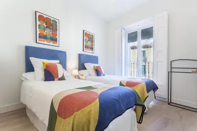 Cama o camas de una habitación en NoMad Rastro en Madrid