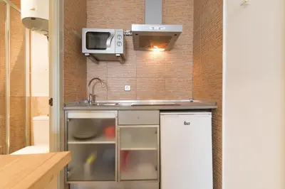 Una cocina o zona de cocina en Santa Ana Boutique en Madrid