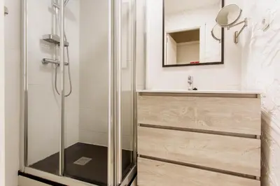 Un baño de Tirso Loft en Madrid