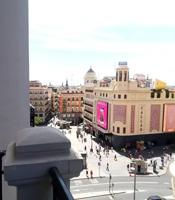 Vista general de Madrid o vista desde el hostal o pensión