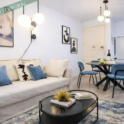 Atocha VI - Elegancia Urbana en una Ubicación Privilegiada
