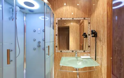 Un baño de Hotel Mirador Puerta del Sol