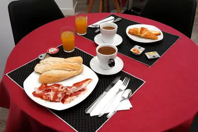 Comida en o cerca de este hostal o pensión