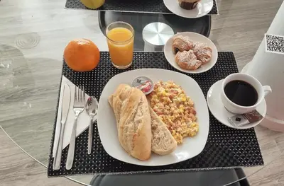 Comida en o cerca de este hostal o pensión