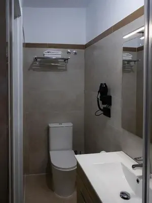 Un baño de Hostal Andrea