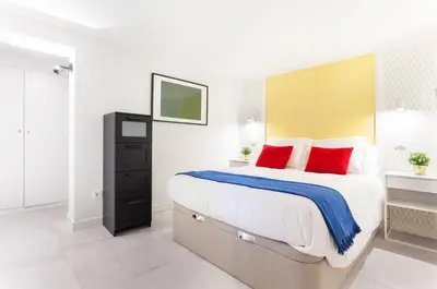 Cama o camas de una habitación en Patio en Madrid