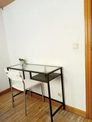 Plano de habitación muy cerca del centro, en el metro 10min a sol/ gran vía