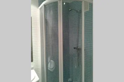 Un baño de Apartamento GP JUNTO AL PARQUE DEL RETIRO