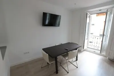 Una televisión o centro de entretenimiento en Las Infantas Zona Centro