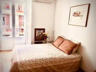 Cama o camas de una habitación en Estudio Magdalena, pleno centro de Madrid