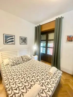 Cama o camas de una habitación en Centro Barrio Embajadores 01