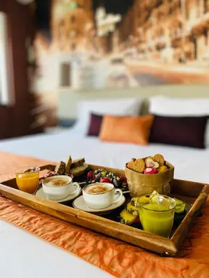 Comida en o cerca de este hotel