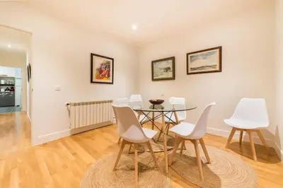 Plano de For You Rentals FREE WiFi Apartment TEMPORAL Malasaña Madrid Center MMA273