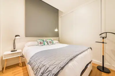 Cama o camas de una habitación en For You Rentals FREE WiFi Apartment TEMPORAL Malasaña Madrid Center MMA273