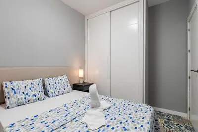 Cama o camas de una habitación en Cerca Santiago Bernabéu - Apartamento TORRE PICASSO