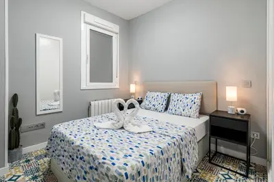 Cama o camas de una habitación en Cerca Santiago Bernabéu - Apartamento TORRE PICASSO