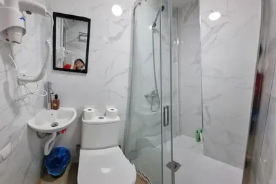 Un baño de Mini Estudio Lovely Chueca