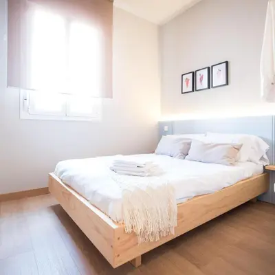 Cama o camas de una habitación en OLBLANC Plaza de España by Batuecas