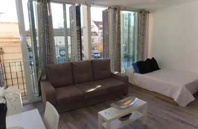 Zona de estar de Estudio en Plaza Vara del Rey